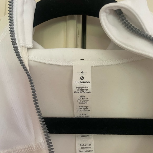White Lululemon Velvet Flocked Define
Jacket
Size 4 - Picture 5 of 5